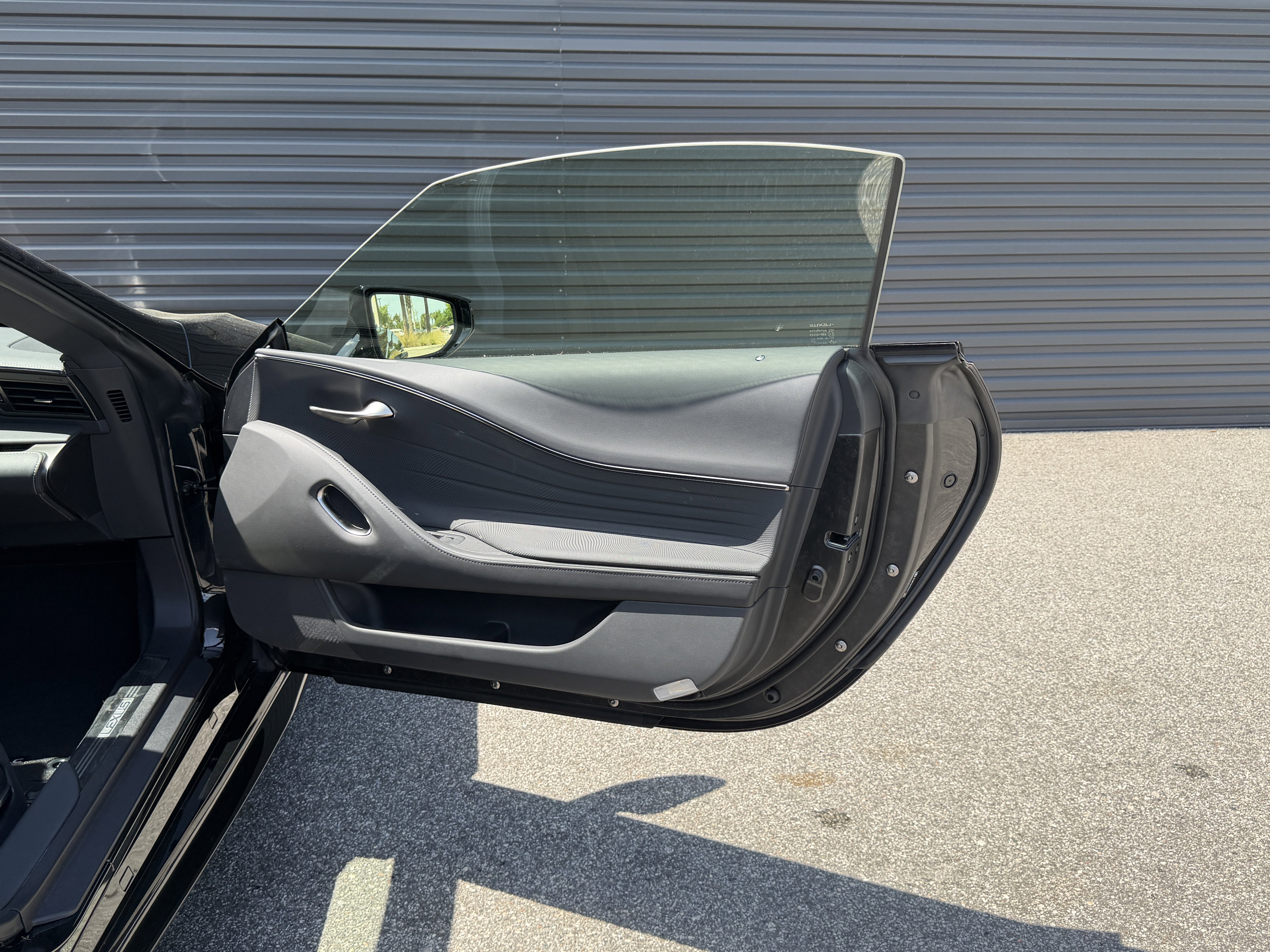 Used 2025 Lexus LC 500 Convertible w/ Touring Package image 22