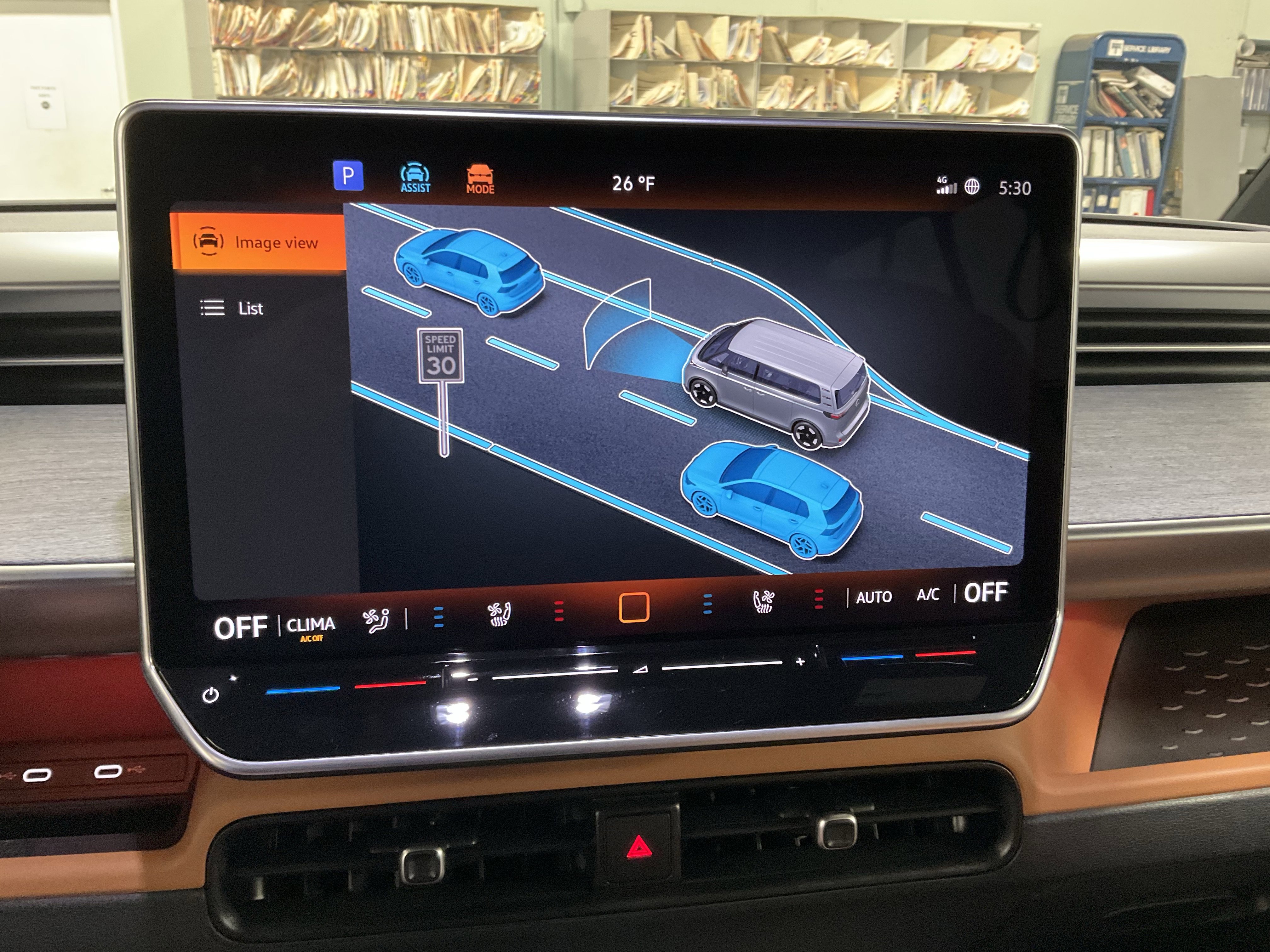 New 2025 Volkswagen ID. Buzz Pro S RWD image 4