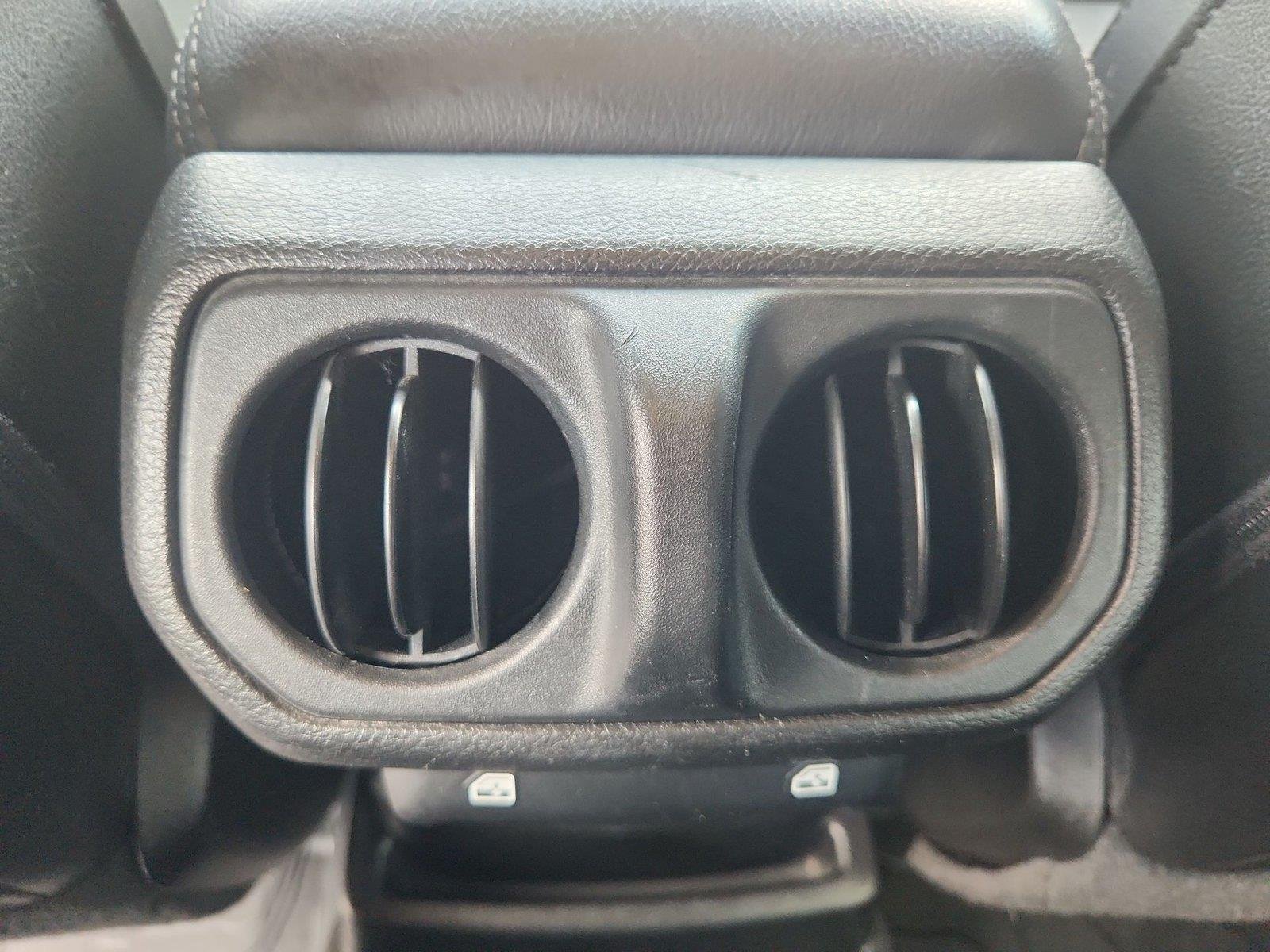 Used 2019 Jeep Wrangler Unlimited Sahara AWD/4WD image 21