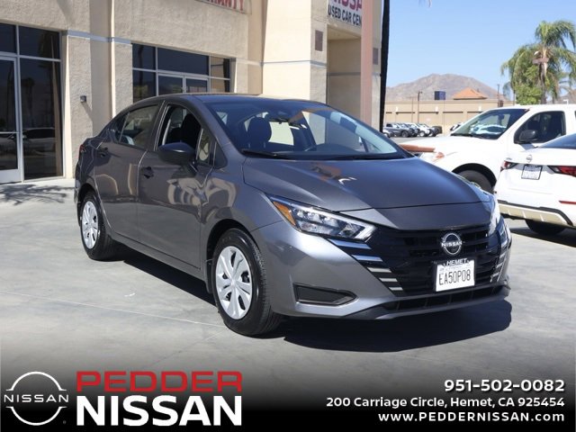 Used 2025 Nissan Versa S w/ Trunk Package