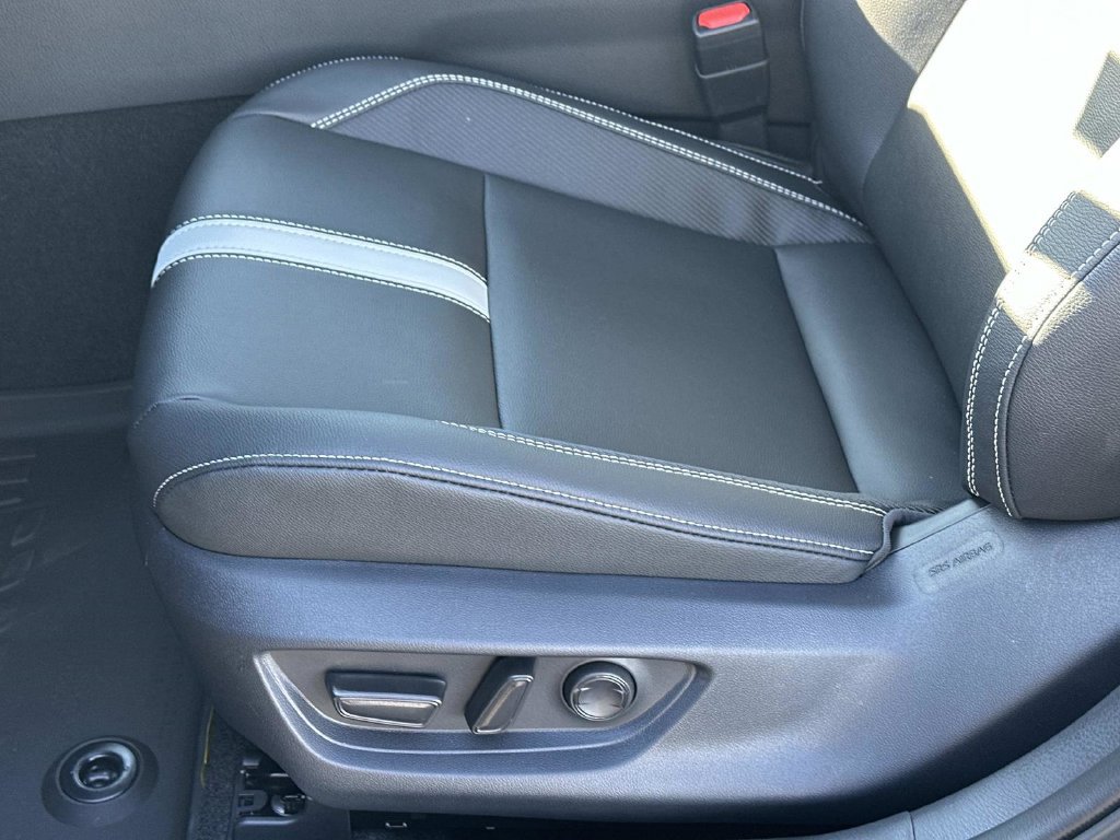 New 2026 Toyota Camry SE AWD/4WD image 16