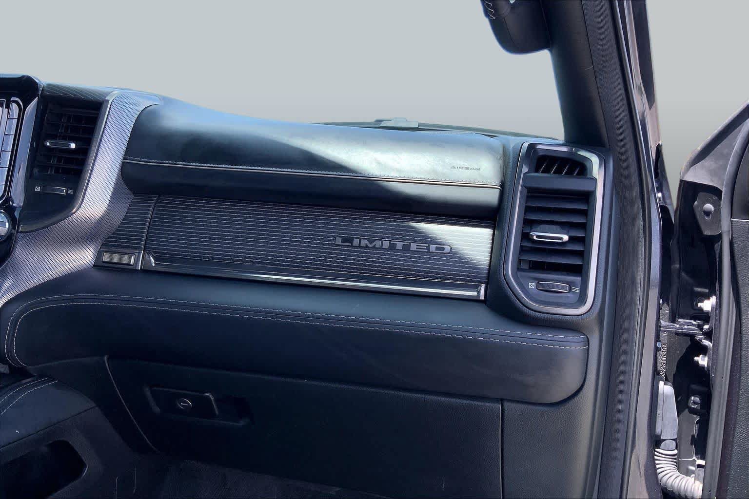 Used 2020 RAM 1500 Limited AWD/4WD image 18