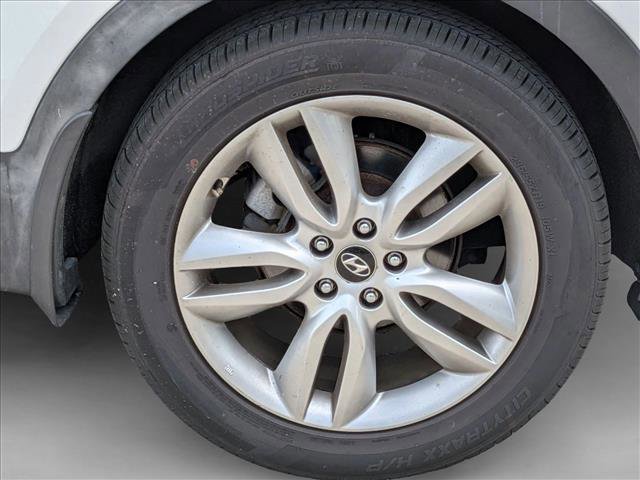 Used 2014 Hyundai Santa Fe Sport 2.0T w/ Navigation Package 06 AWD/4WD image 3