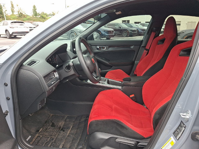 Used 2025 Honda Civic Type R image 13