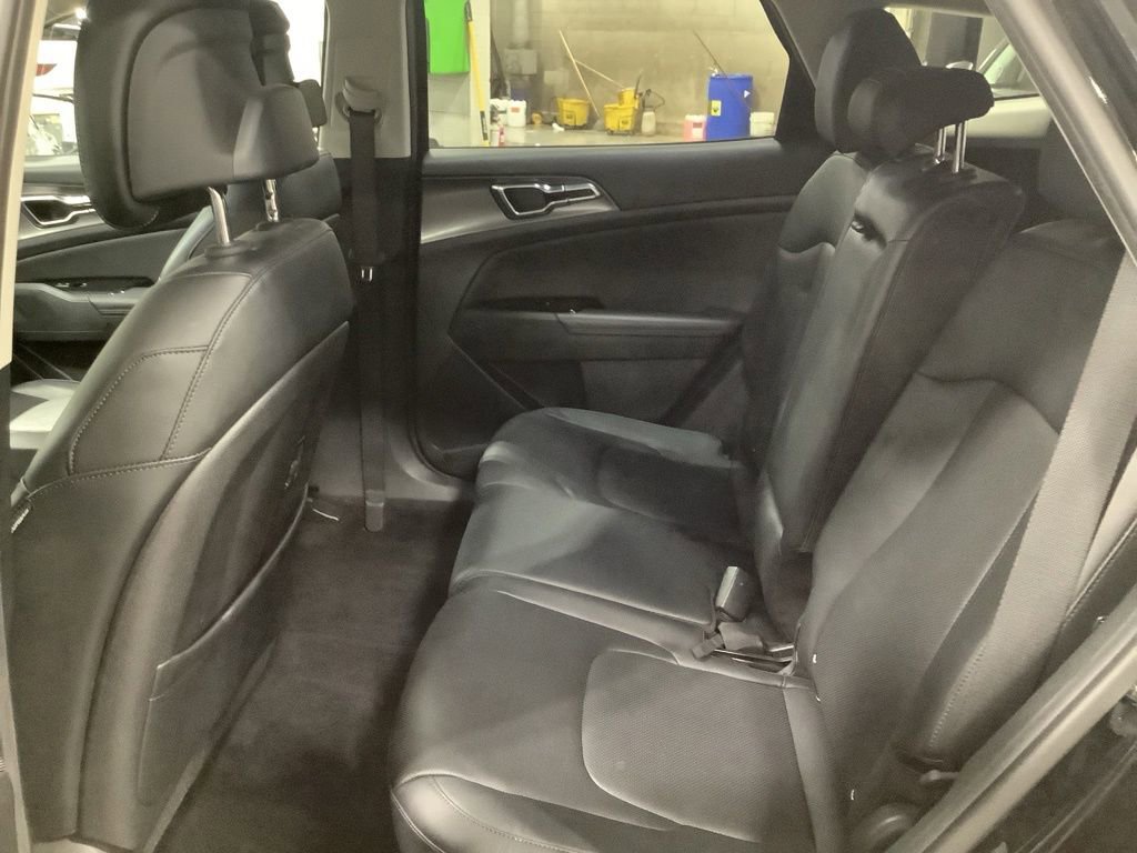 Used 2023 Kia Sportage SX image 19