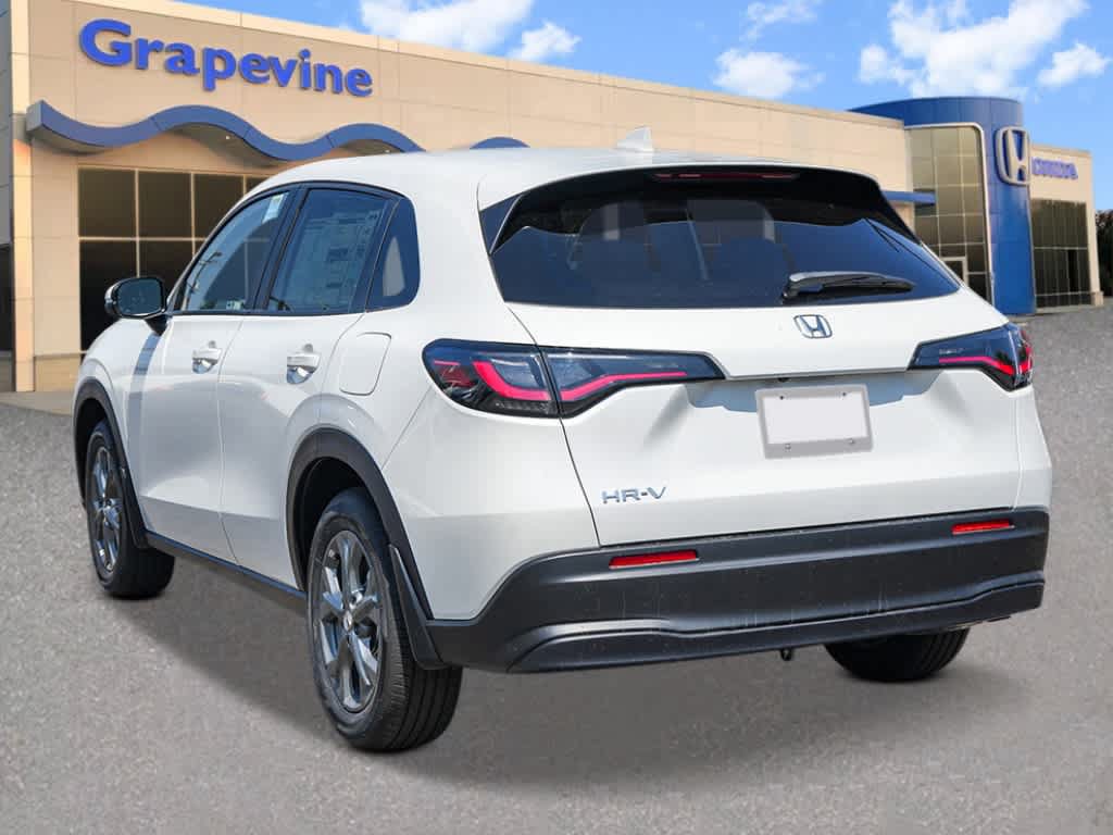 New 2027 Honda HR-V LX image 2