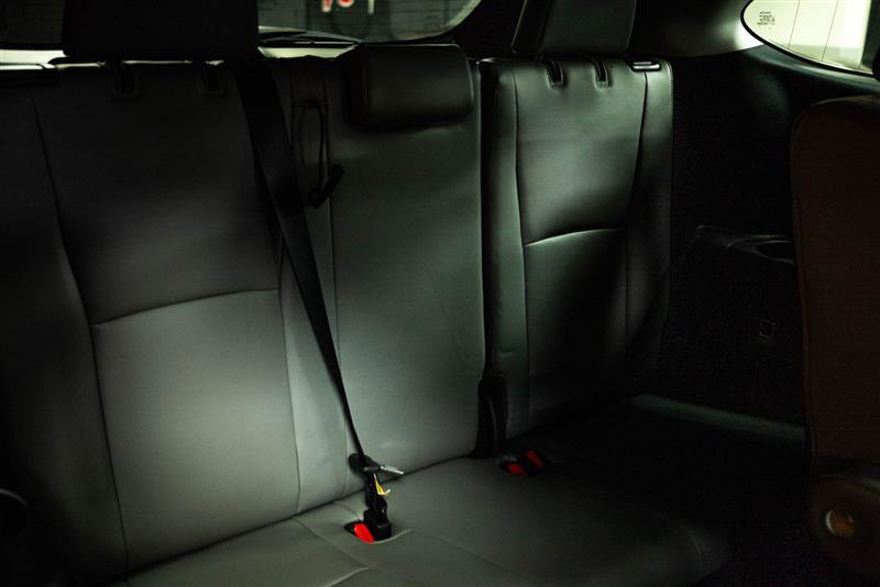 Used 2023 Toyota Highlander Bronze Edition image 12