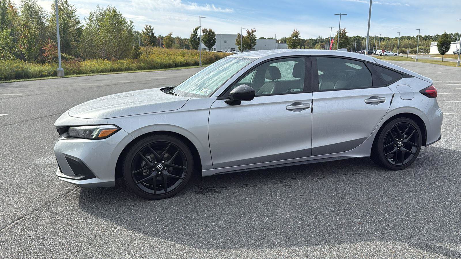Used 2023 Honda Civic Sport image 13