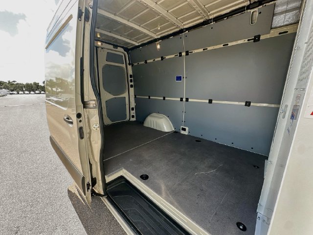 Certified 2025 Mercedes-Benz Sprinter 2500 image 22