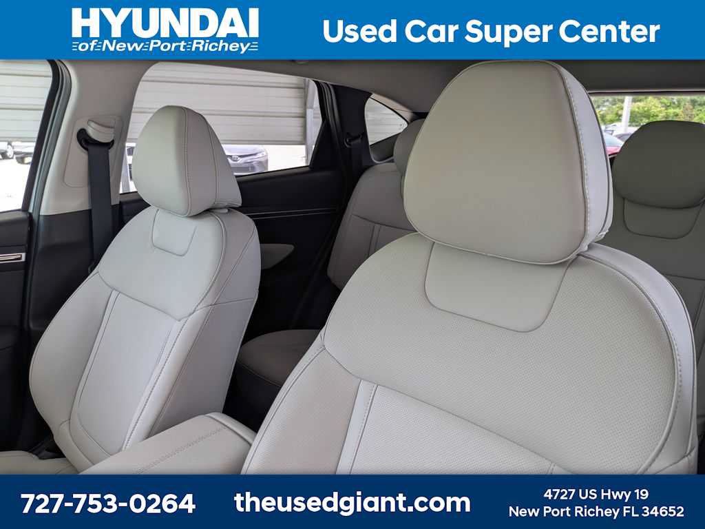 Certified 2024 Hyundai Tucson SEL w/ Convenience Package FWD image 7