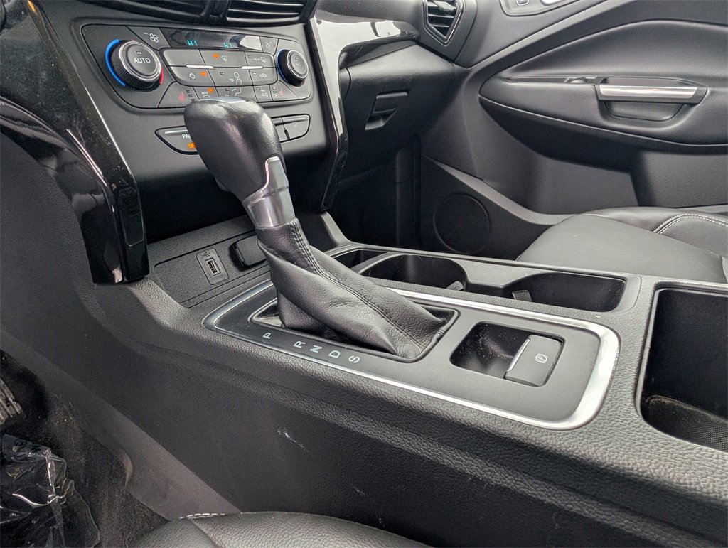 Used 2017 Ford Escape Titanium image 20