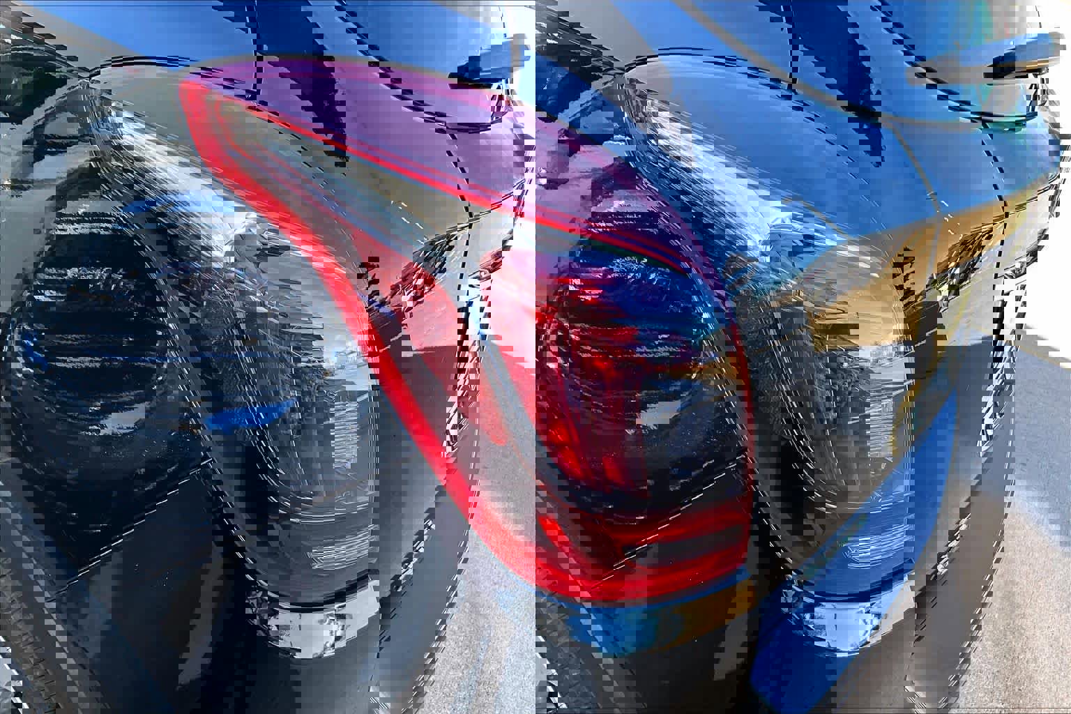 Used 2018 Buick Encore Preferred image 26