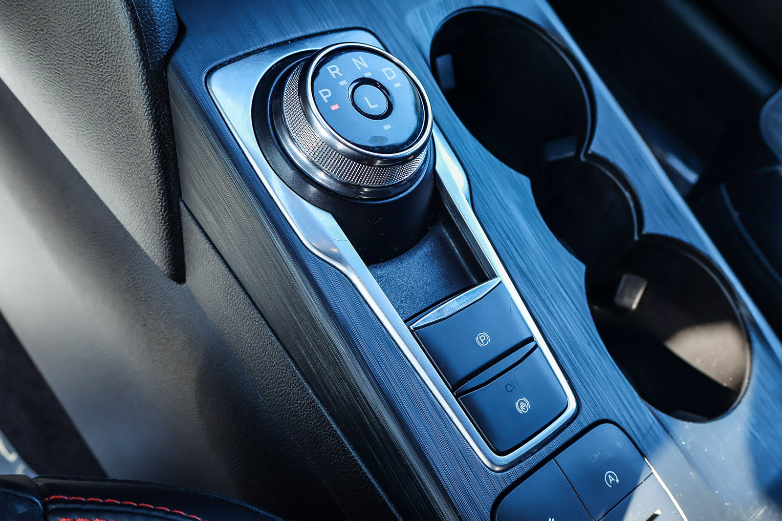 Used 2023 Ford Escape ST-Line image 8