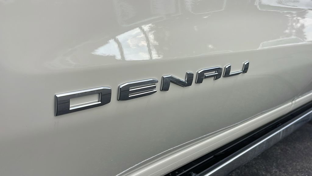 New 2026 GMC Sierra 1500 Denali w/ Denali Reserve Package image 11