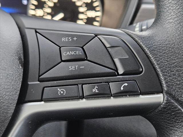 Used 2025 Nissan Altima 2.5 SV image 14