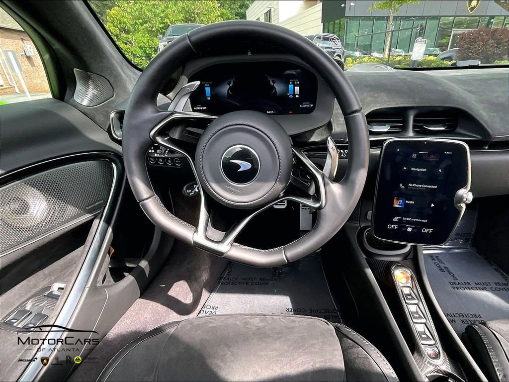Used 2025 McLaren Artura Spider RWD image 7