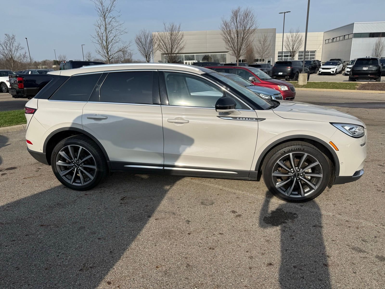 Used 2020 Lincoln Corsair Reserve w/ Equipment Group 201A image 4