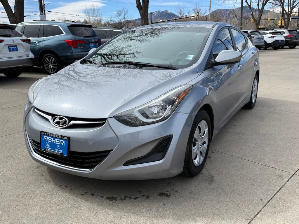 Used 2016 Hyundai Elantra SE image 8