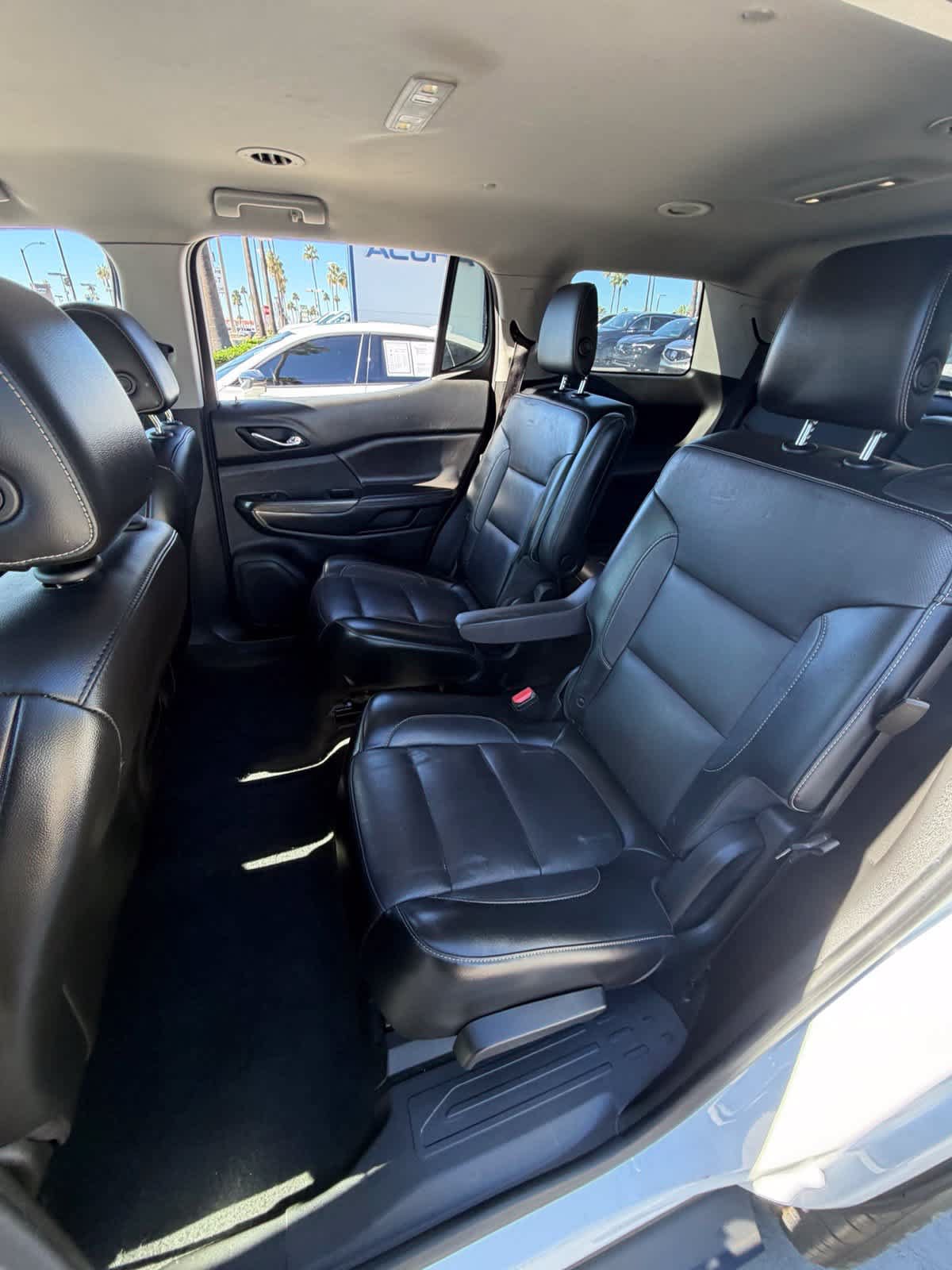 Used 2018 GMC Acadia SLT FWD image 14