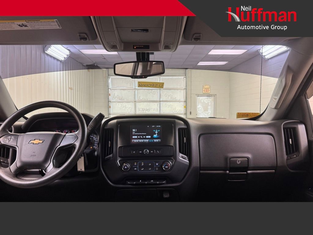 Used 2018 Chevrolet Silverado 1500 Custom w/ Custom Value Package image 18