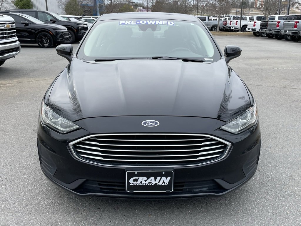 Used 2019 Ford Fusion SE image 2
