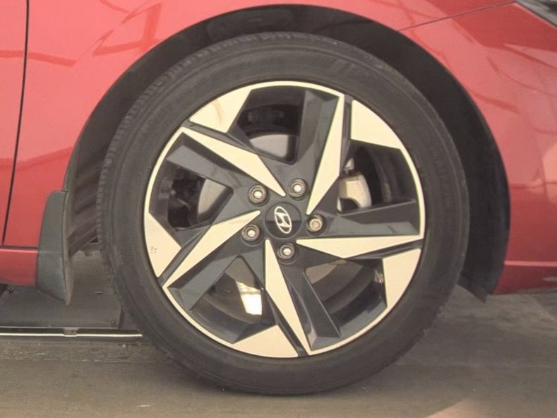 Used 2022 Hyundai Elantra Limited w/ Cargo Package image 30