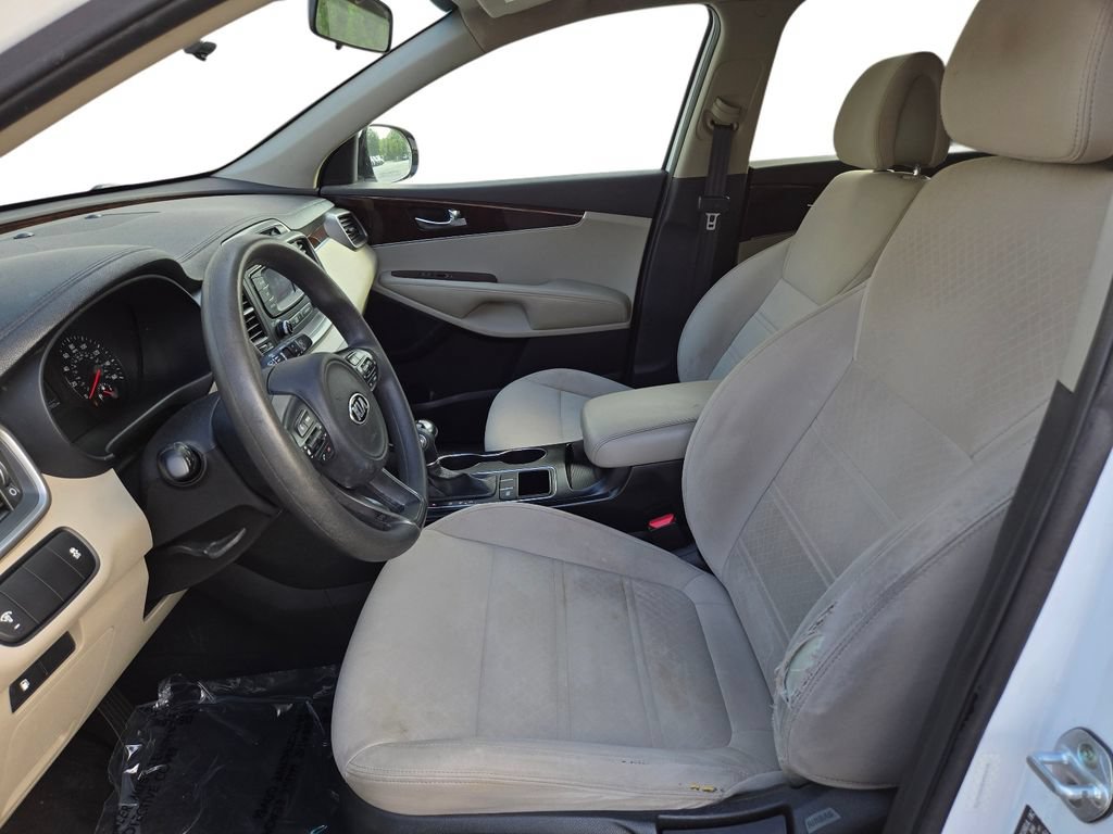 Used 2016 Kia Sorento FWD image 13