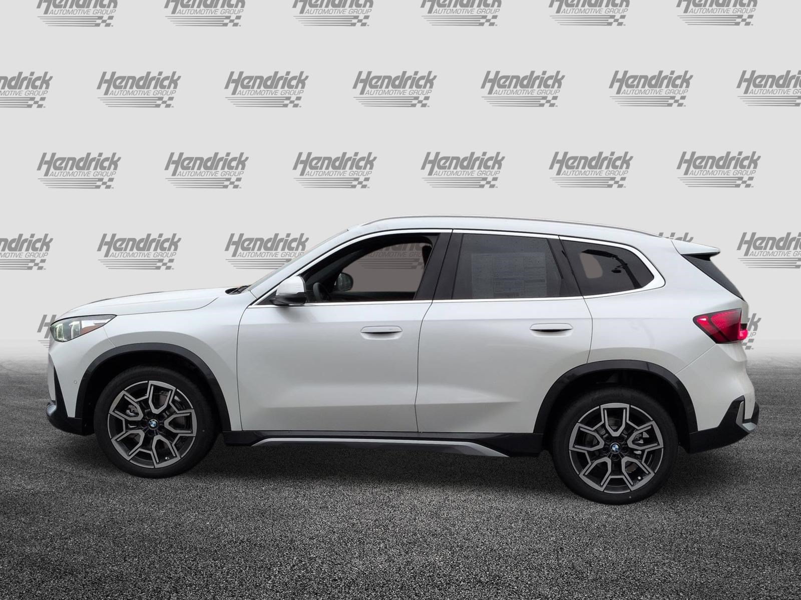 Certified 2026 BMW X1 xDrive28i w/ Convenience Package AWD/4WD image 7