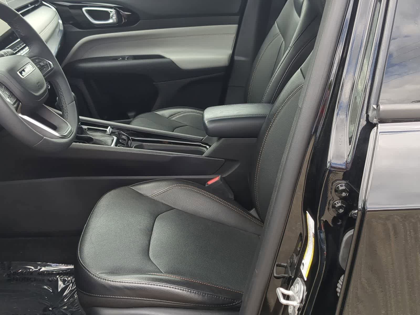 Certified 2023 Jeep Compass Limited AWD/4WD image 16
