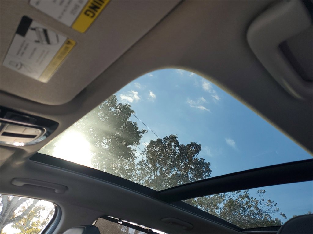 Used 2023 Hyundai Santa Fe SEL Premium image 30