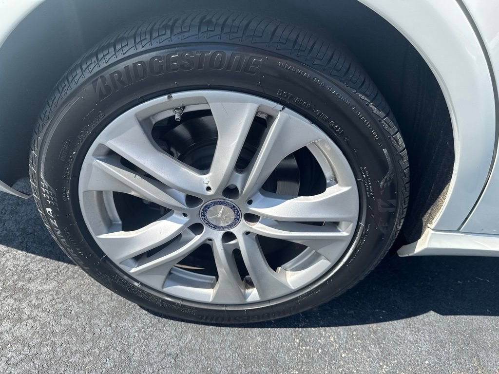 Used 2010 Mercedes-Benz E 350 Sedan image 47