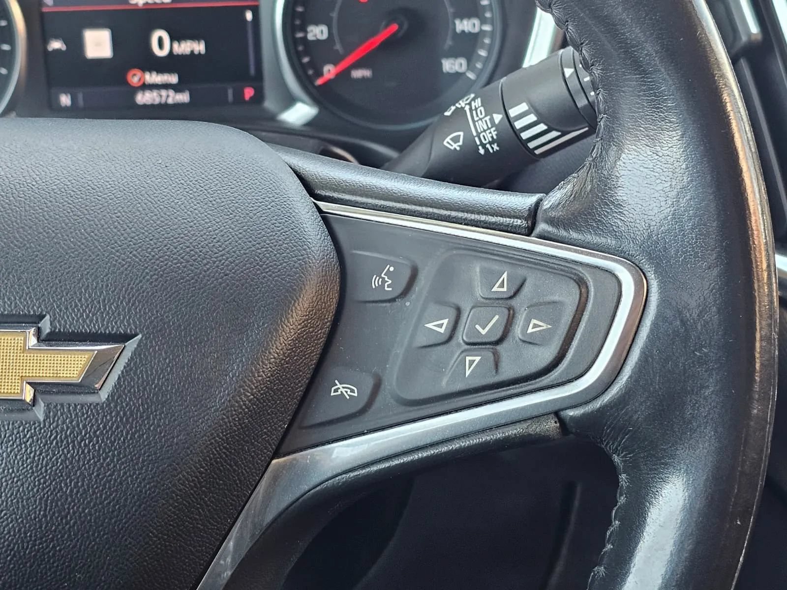 Used 2020 Chevrolet Equinox LT FWD image 25