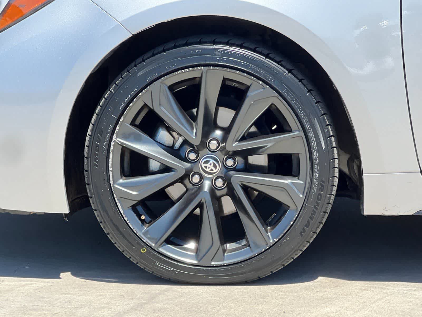 Used 2025 Toyota Corolla XSE FWD image 26