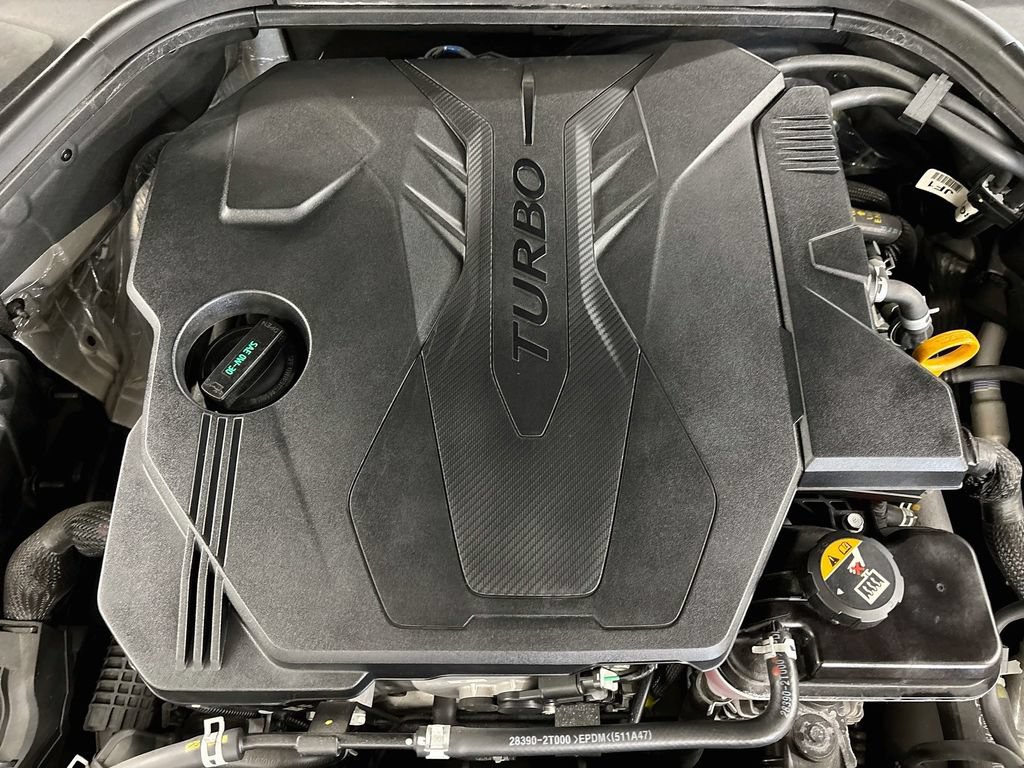 Used 2021 Genesis G80 2.5T image 25