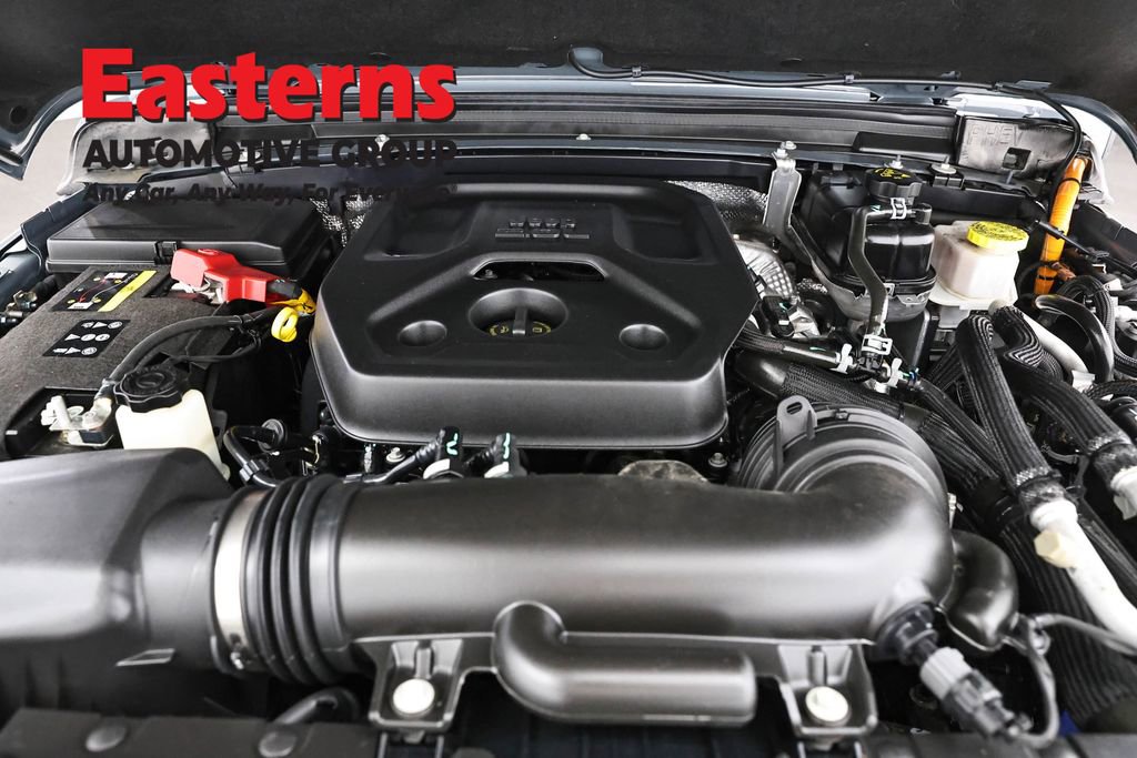 Used 2025 Jeep Wrangler Unlimited Sahara image 7