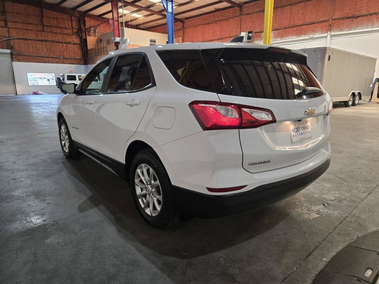 Used 2021 Chevrolet Equinox LS w/ LS Convenience Package FWD image 13