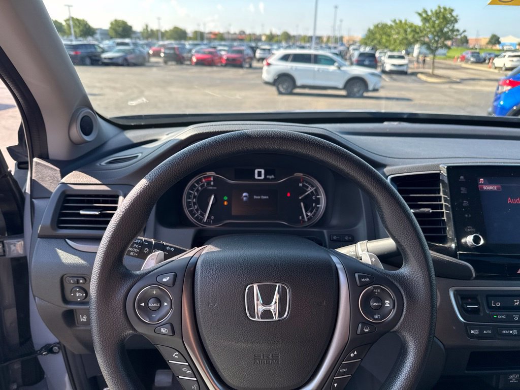 Used 2023 Honda Ridgeline Sport image 13