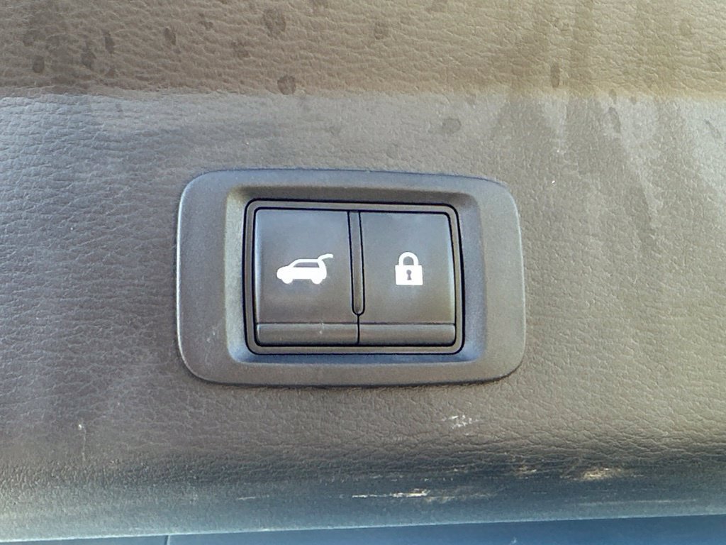 Used 2023 Mitsubishi Outlander SEL AWD/4WD image 11