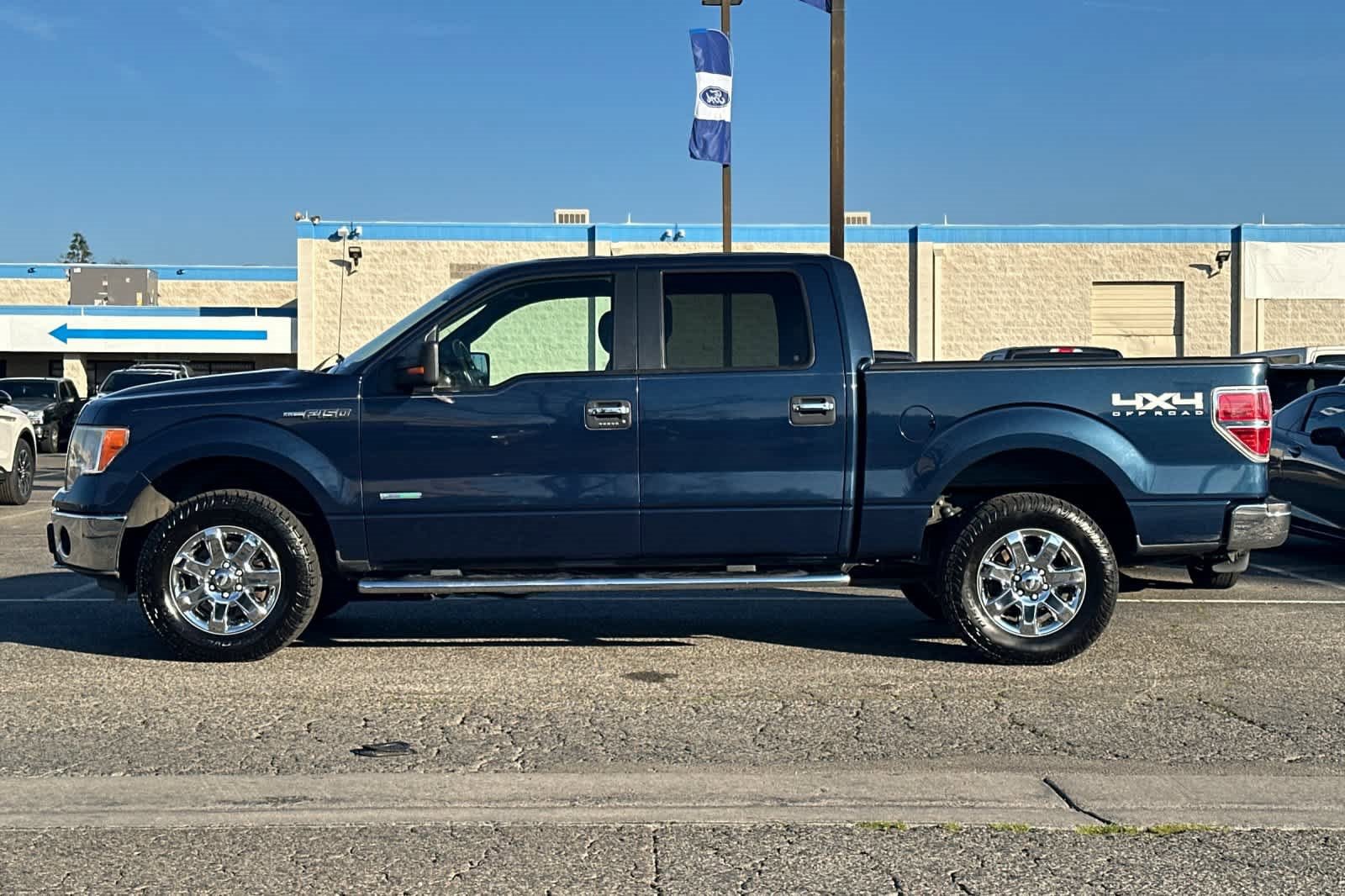 Used 2013 Ford F150 XLT w/ XLT Chrome Pkg image 5