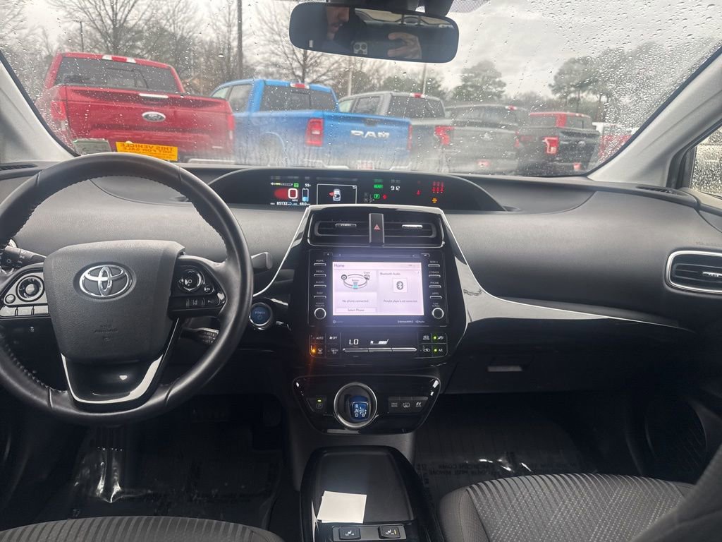 Used 2020 Toyota Prius Prime LE image 10