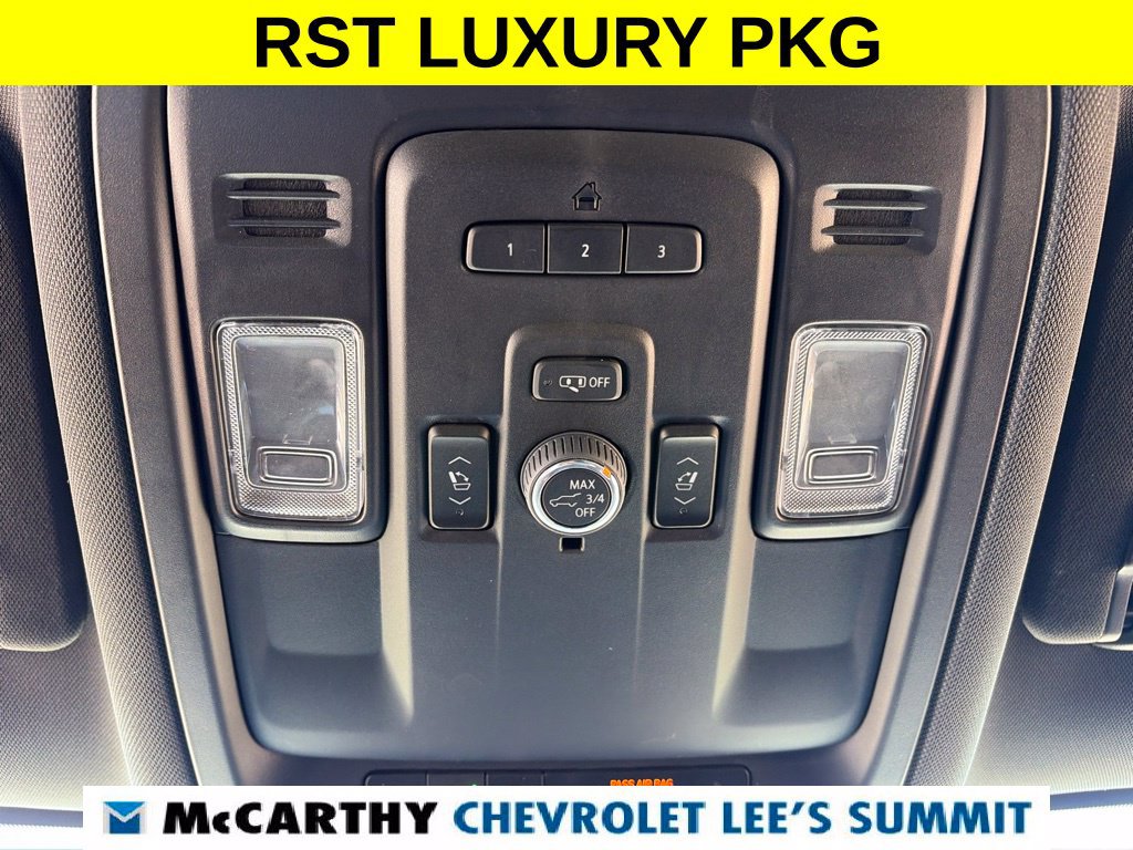 Used 2024 Chevrolet Suburban RST w/ Luxury Package AWD/4WD image 23