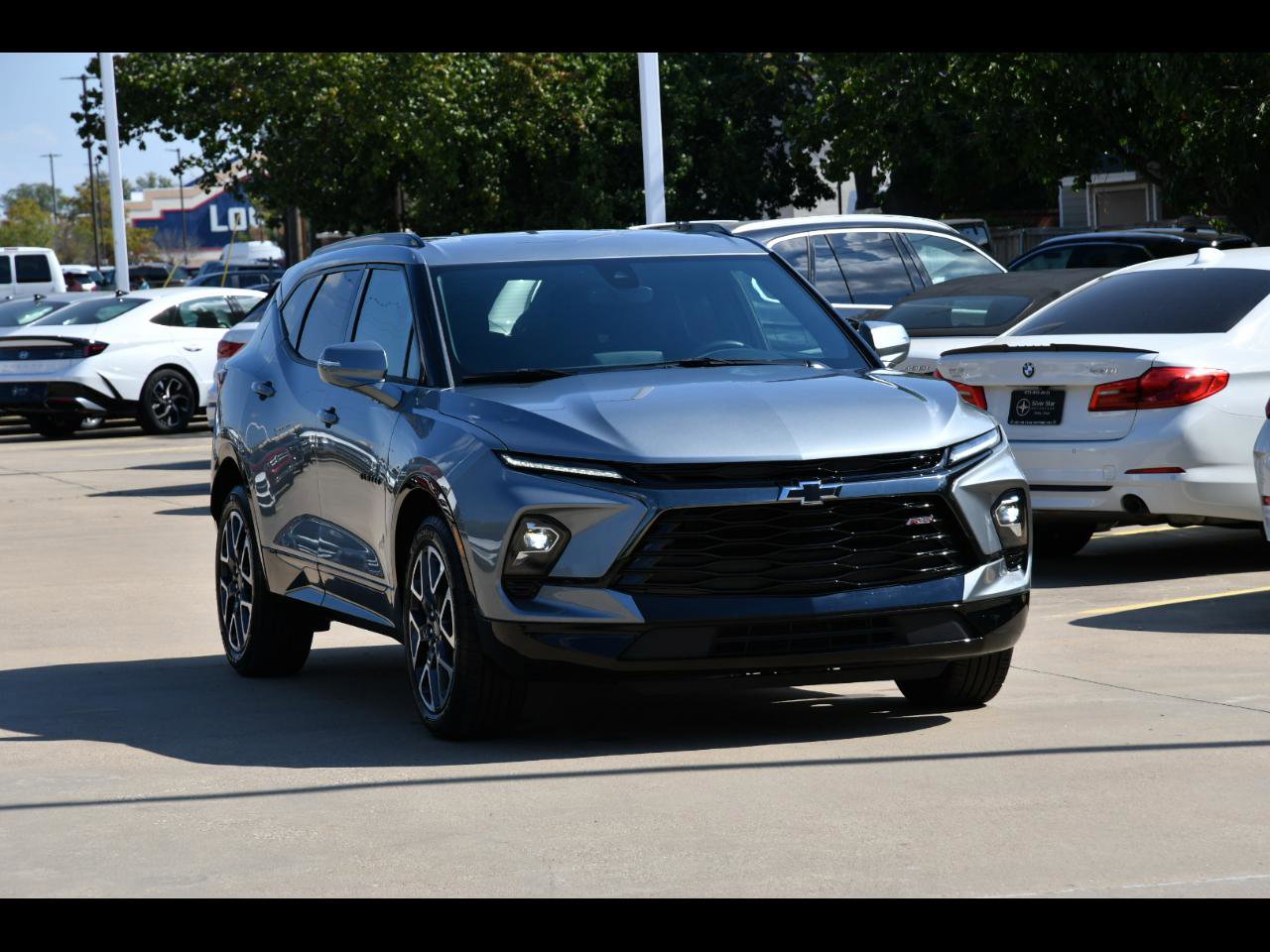 Used 2025 Chevrolet Blazer RS FWD image 1