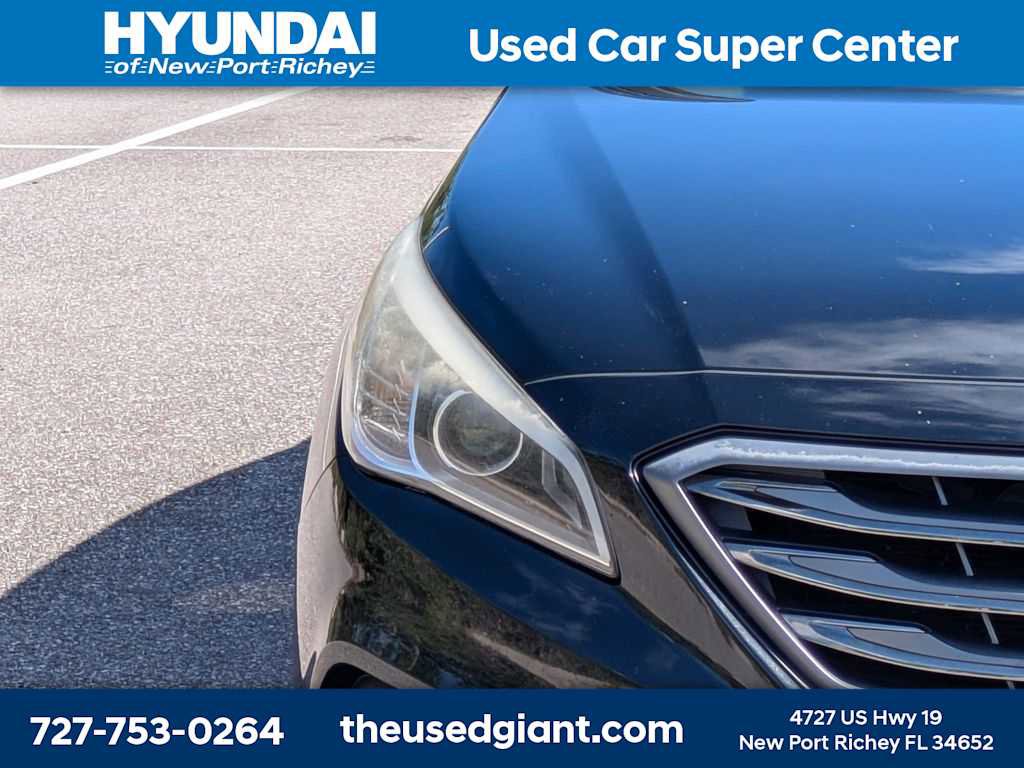 Used 2017 Hyundai Sonata Limited w/ Tech Package 03 FWD image 9