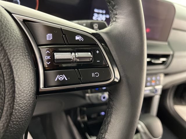 Used 2024 Kia Seltos EX AWD/4WD image 18