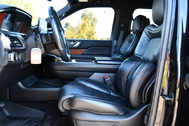 Used 2019 Lincoln Navigator L Reserve AWD/4WD image 13