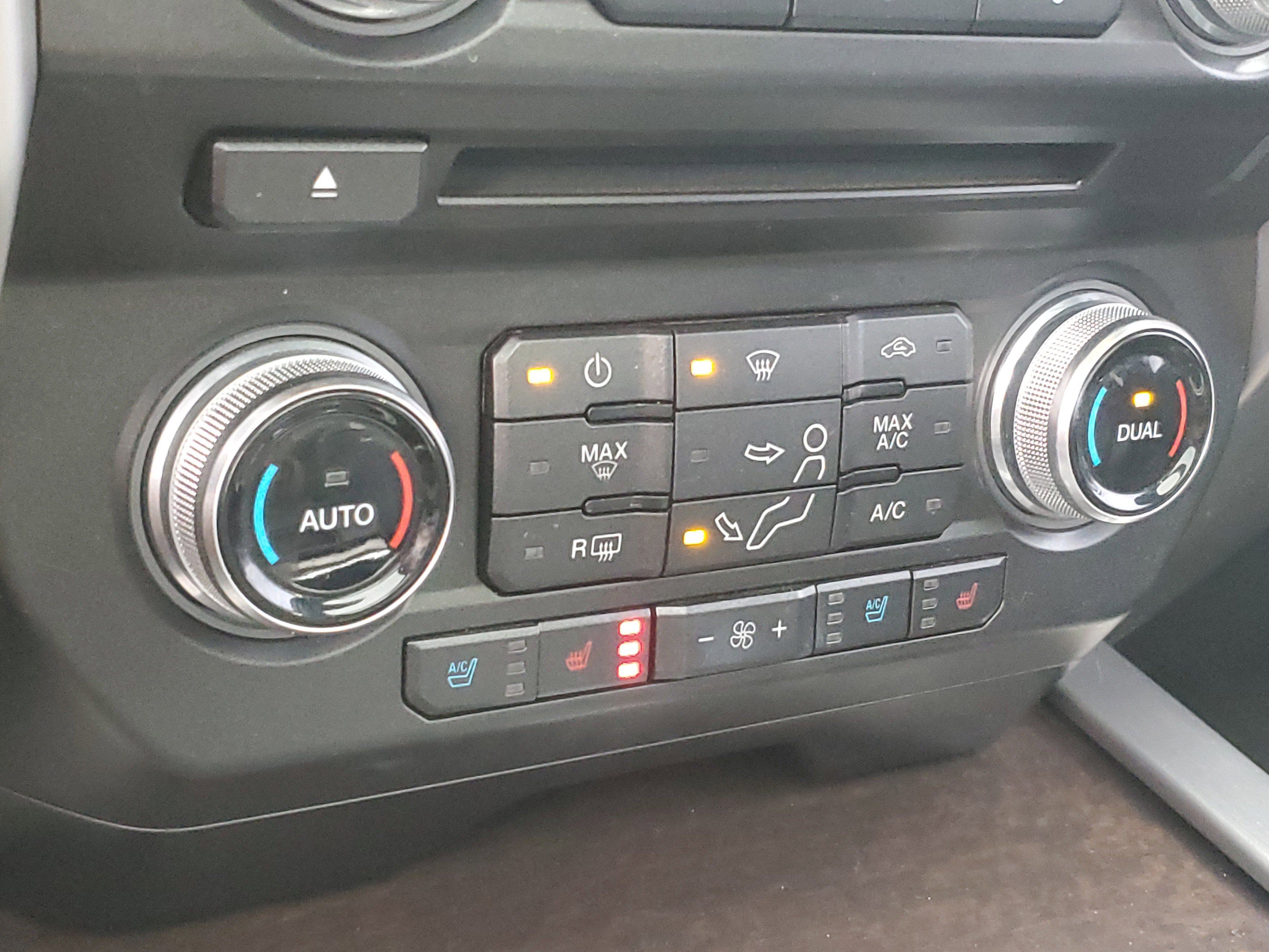 Used 2017 Ford F250 Platinum w/ Platinum Ultimate Package image 22