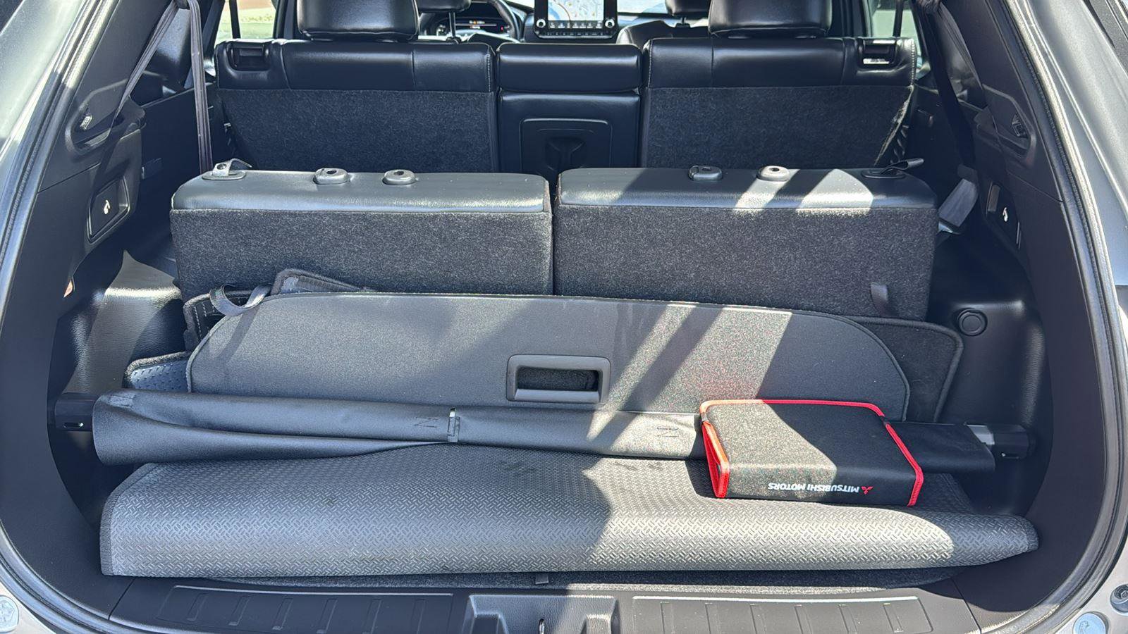 Used 2023 Mitsubishi Outlander SEL image 29