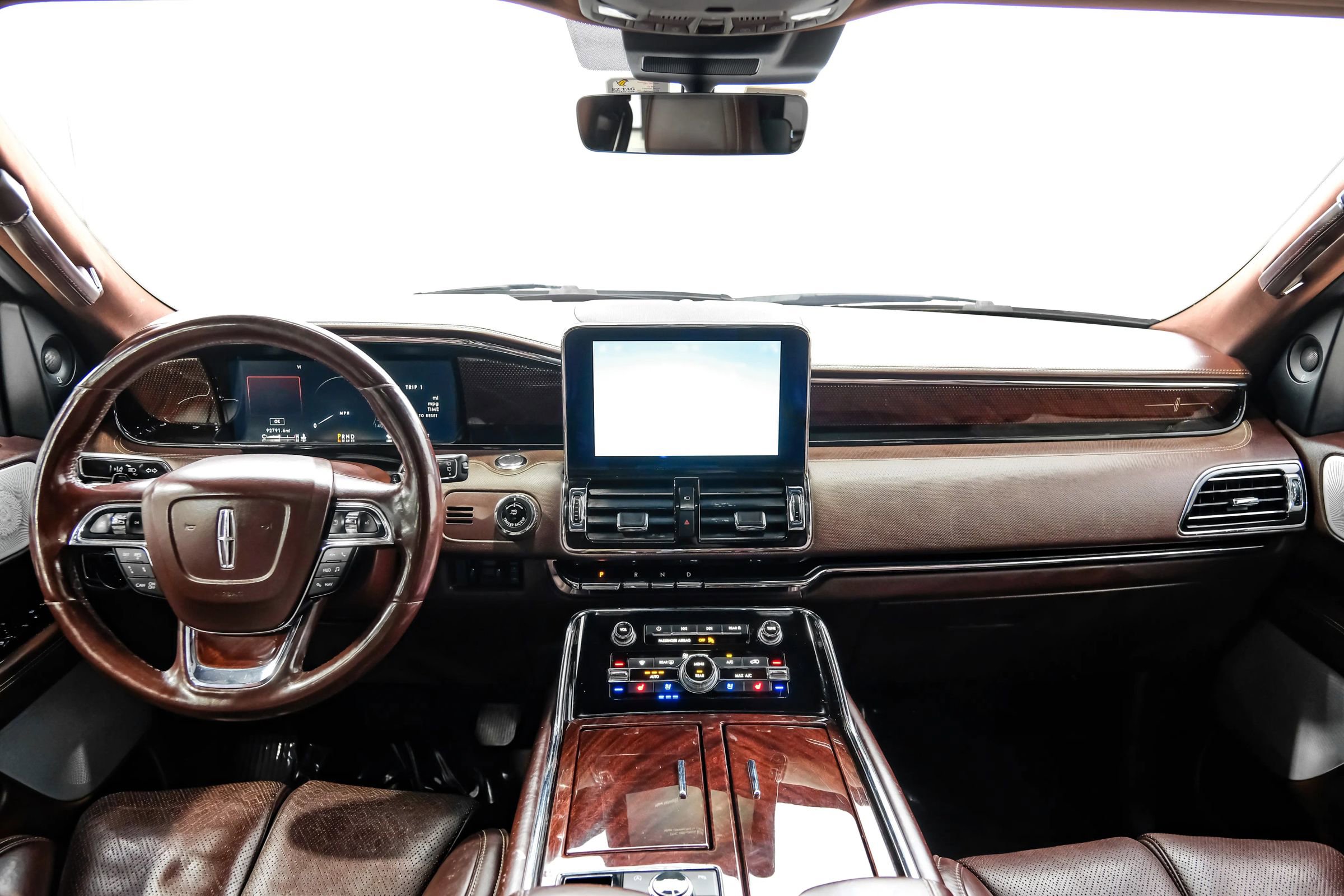 Used 2018 Lincoln Navigator Black Label w/ Cargo Package AWD/4WD image 17