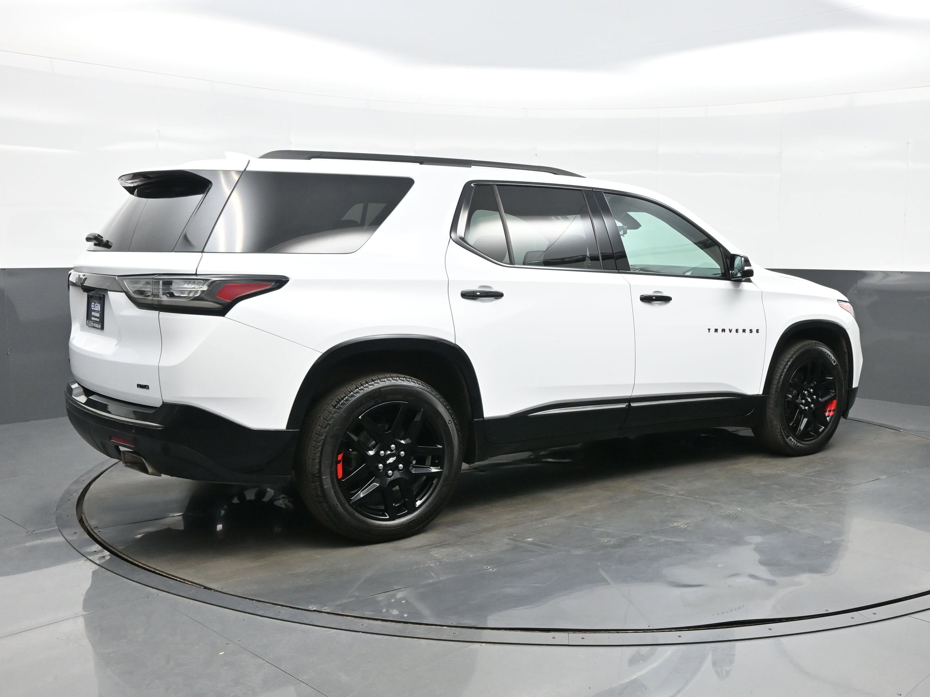 Used 2019 Chevrolet Traverse Premier w/ Redline Edition AWD/4WD image 6