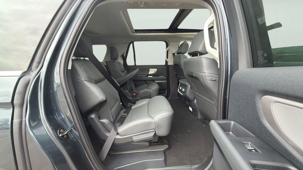 New 2026 Ford Expedition Max Active AWD/4WD image 12